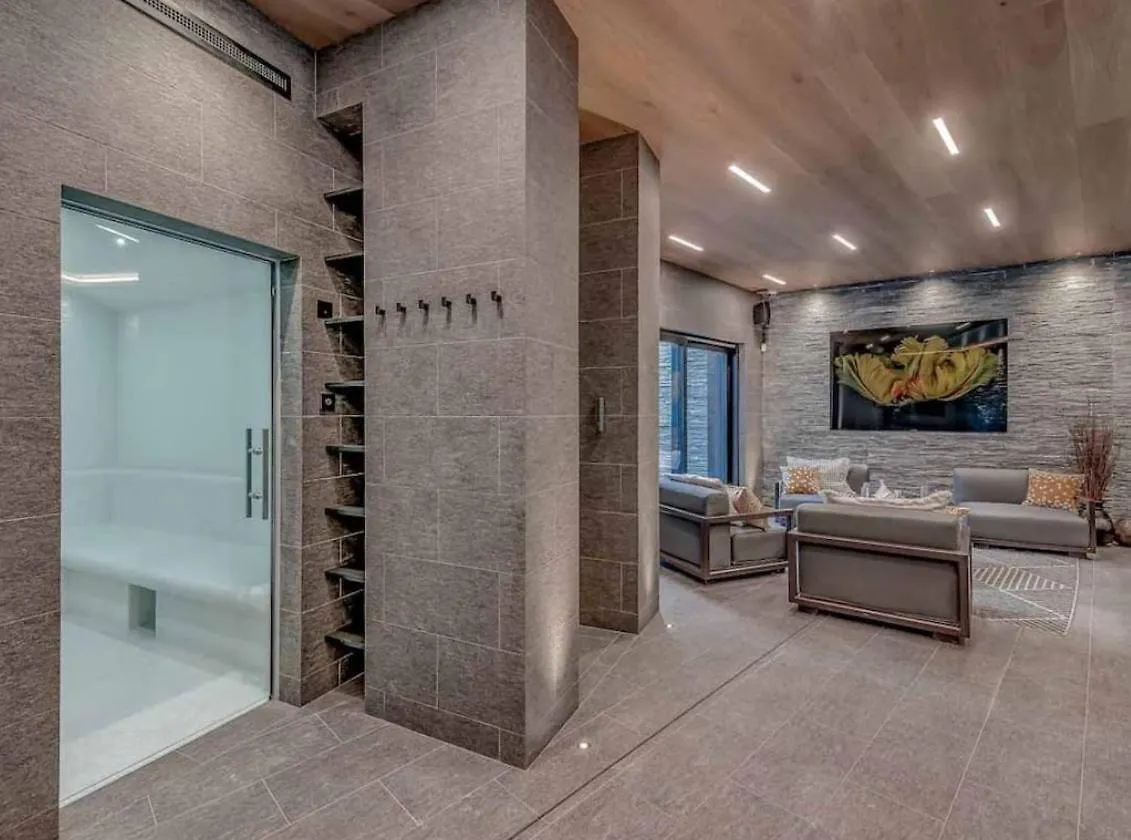 7Br Ski-In Ski-Out Chalet In Courchevel Villa France