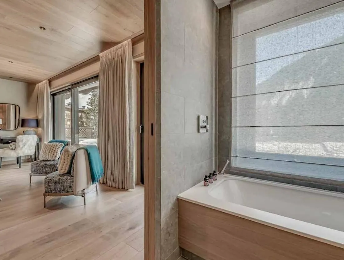 7Br Ski-In Ski-Out Chalet In Courchevel Villa