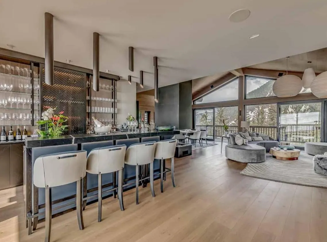 7Br Ski-In Ski-Out Chalet In Courchevel Villa