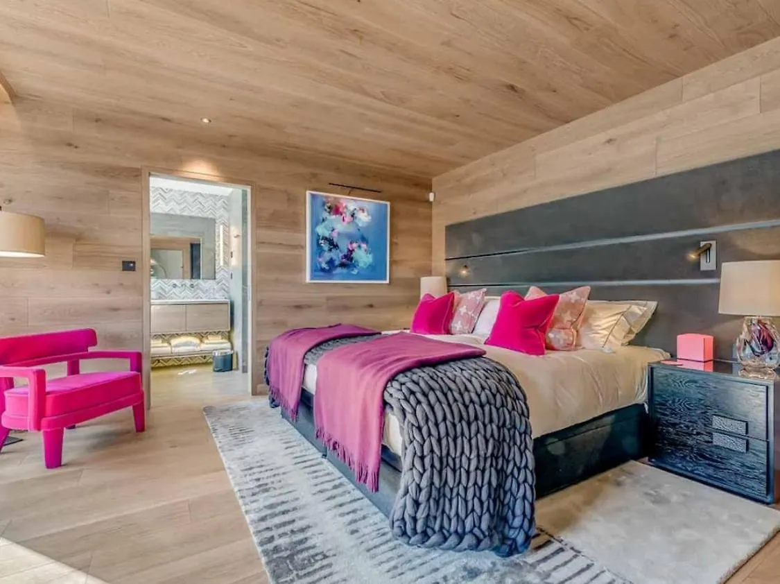 7Br Ski-In Ski-Out Chalet In Courchevel Villa